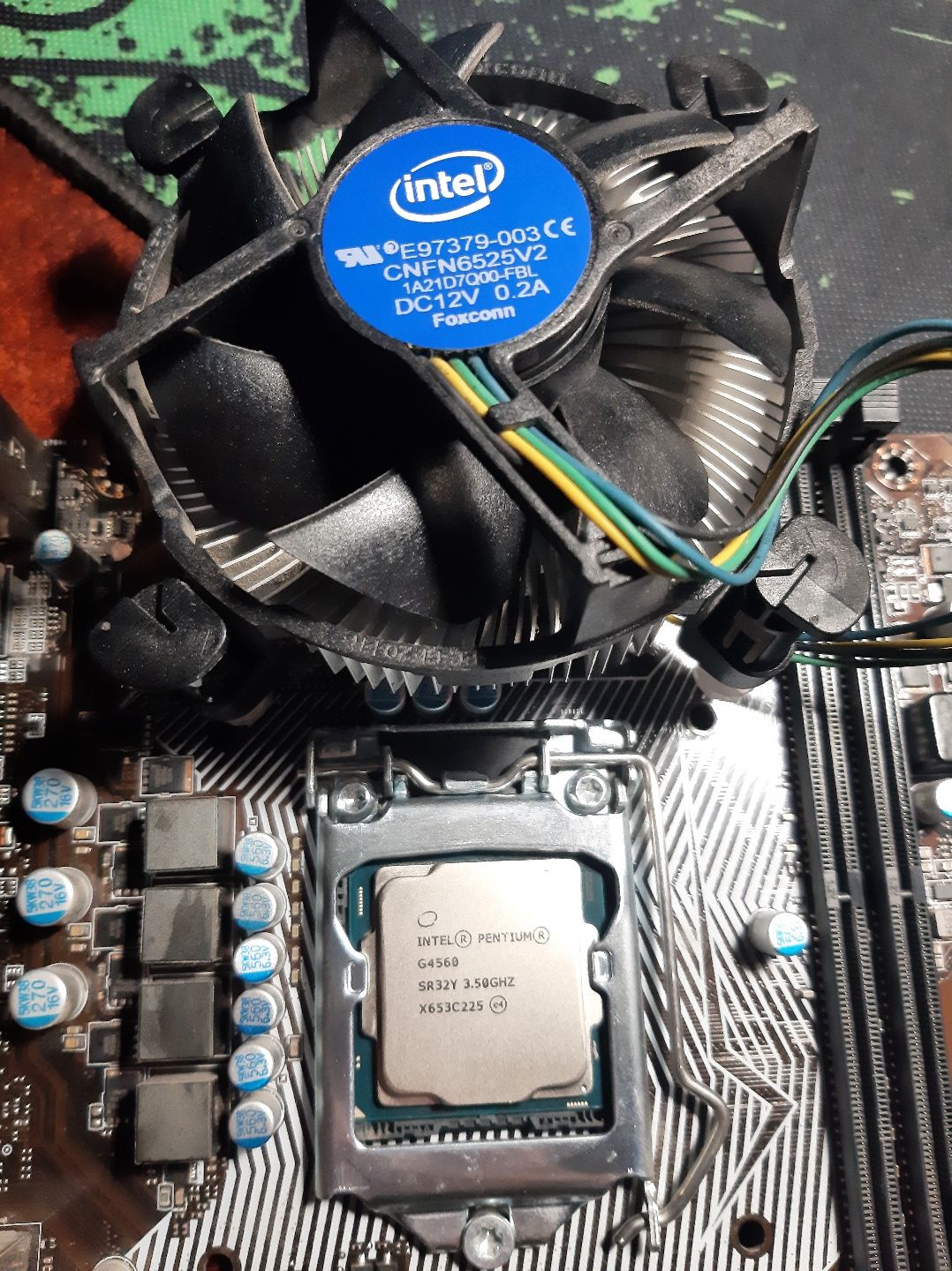 Процесор Intel pentium g4560 3.50ghz