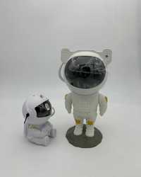 Нічник ночник проектор звездного зоряного неба космонавт астронавт