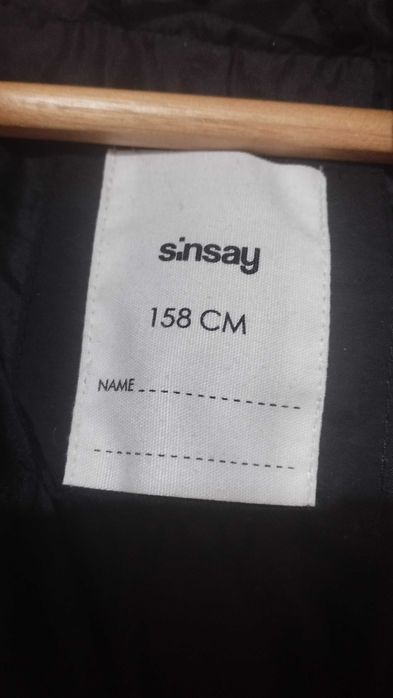 Czarna kurtka zimowa dziewczęca roz.158