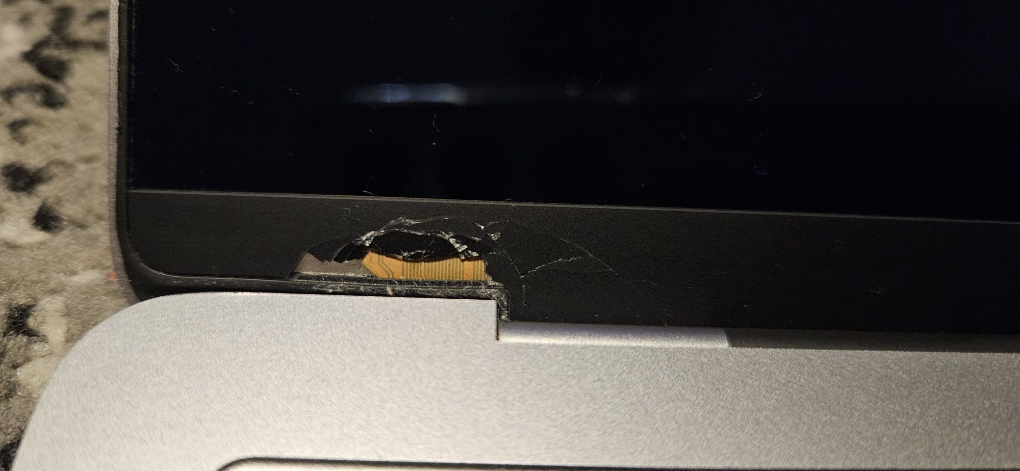Apple MacBook Pro A1989, Intel i5, 8/256GB gwiezdna szarość
