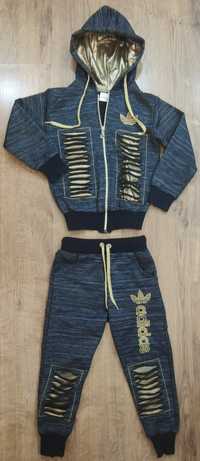 Dres dla dziewczynki komplet Adidas rozm. 104