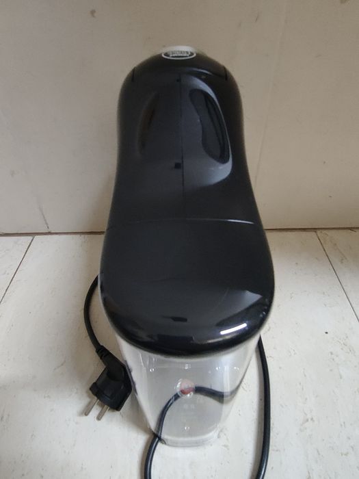 Máquina de Café KRUPS Nescafé Dolce Gusto Genio S Plus KP3408P16 Preto