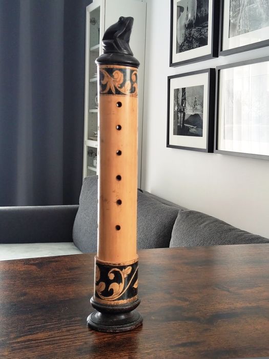 Tub na świerszcza / podstawka do kadzidełek, Indonezja, 41 cm