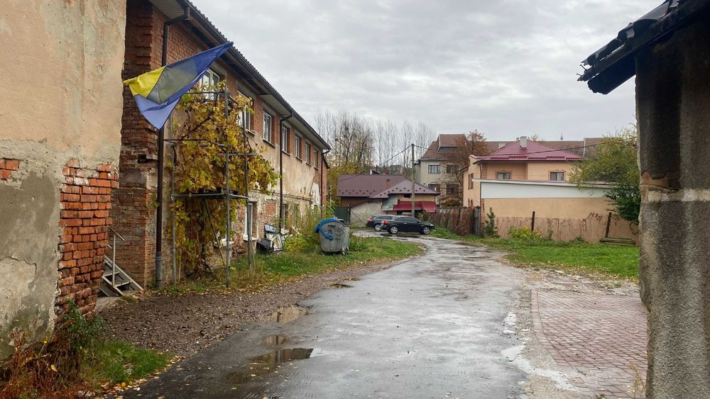 Продаж виробничо - складських приміщень