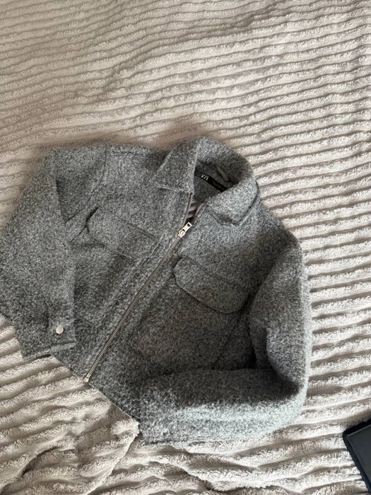 Бомбер сірий ZARA