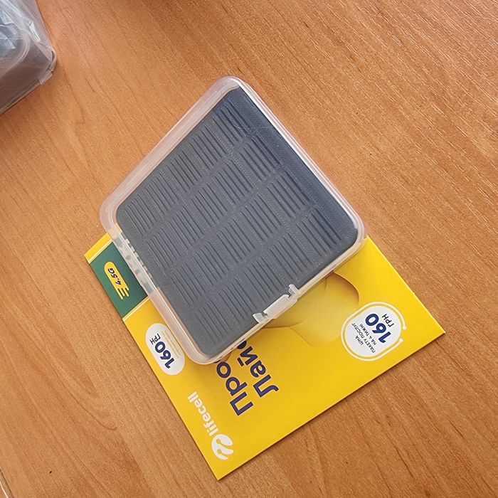 Кейс органайзер на 100 SIM-карт. Для тех, у кого связь - стиль жизни