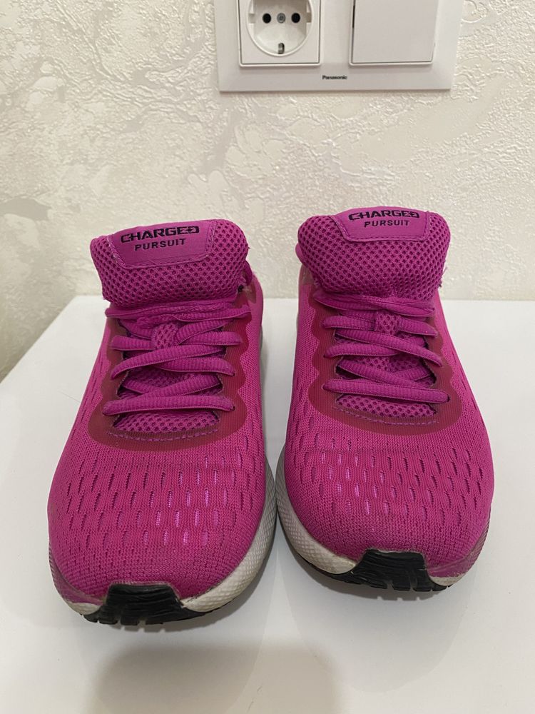 Кросівки Under  Armour