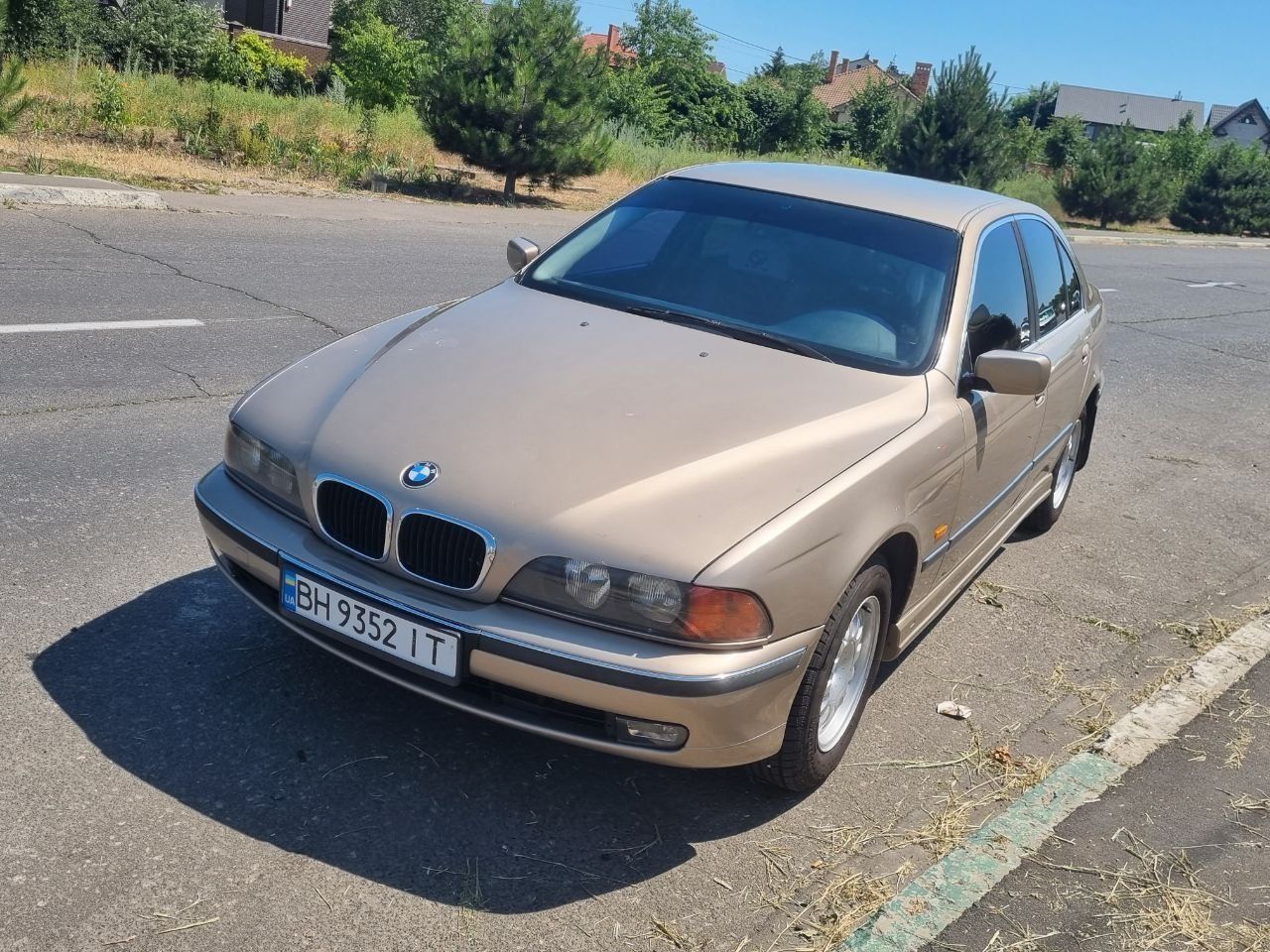 BMW  E39 520i .БМВ 2.2 інж. Е39.