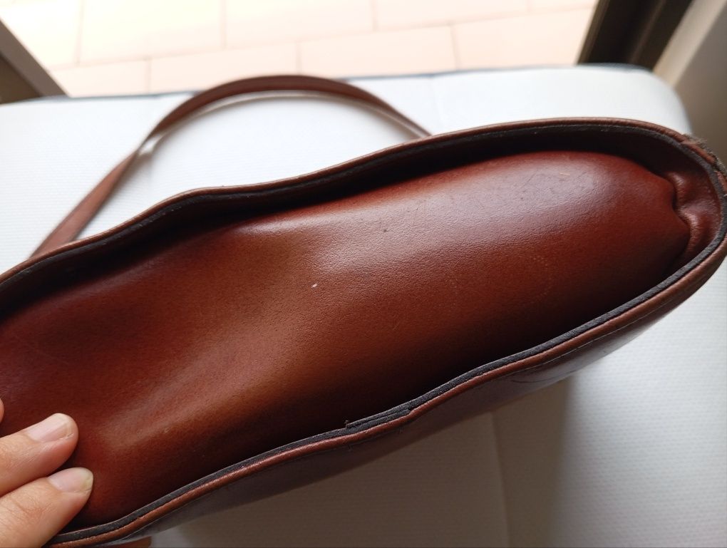 Celli genuine leather messenger bag
