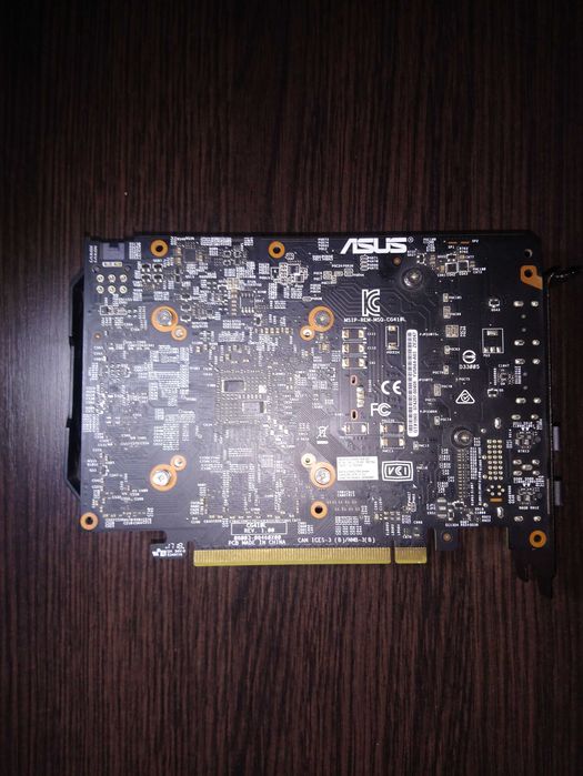 Продам видеокарту GeForce GTX 1060 3gb Asus