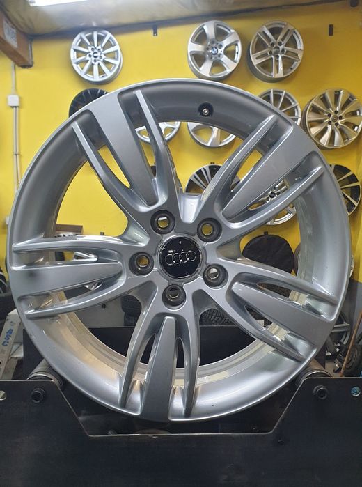 Felgi Aluminiowe 5x112 6,5Jx17 ET33 Audi Q3 S-Line