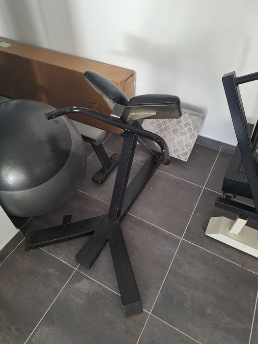 Aparelho para Lombares - ginásio