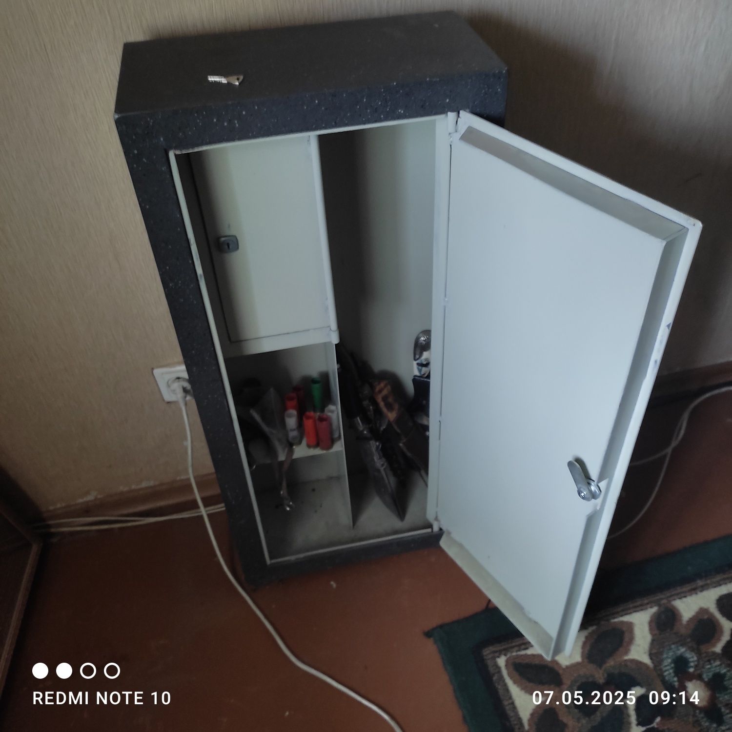 Продам сейф оружейный