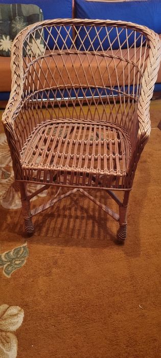 Zestaw mebli wiklinowych – stolik +2 fotele