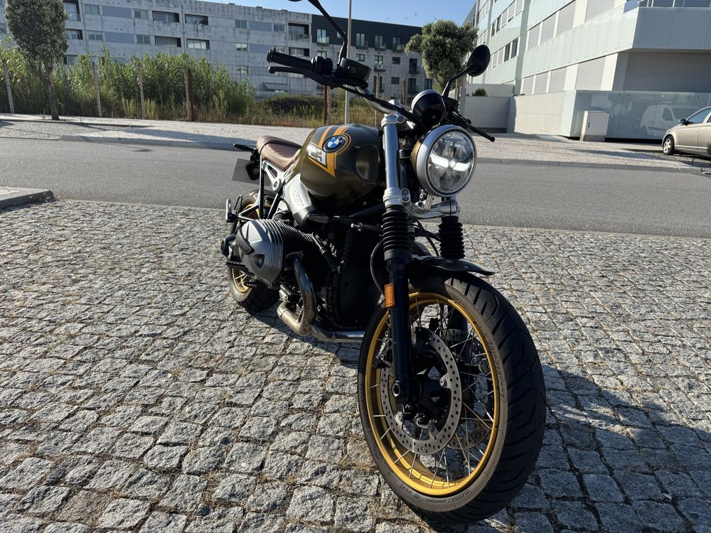 BMW R NineT Scramble 2021