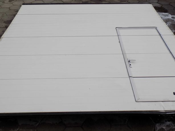 Brama garażowa segmentowa panelowa 353x350cm