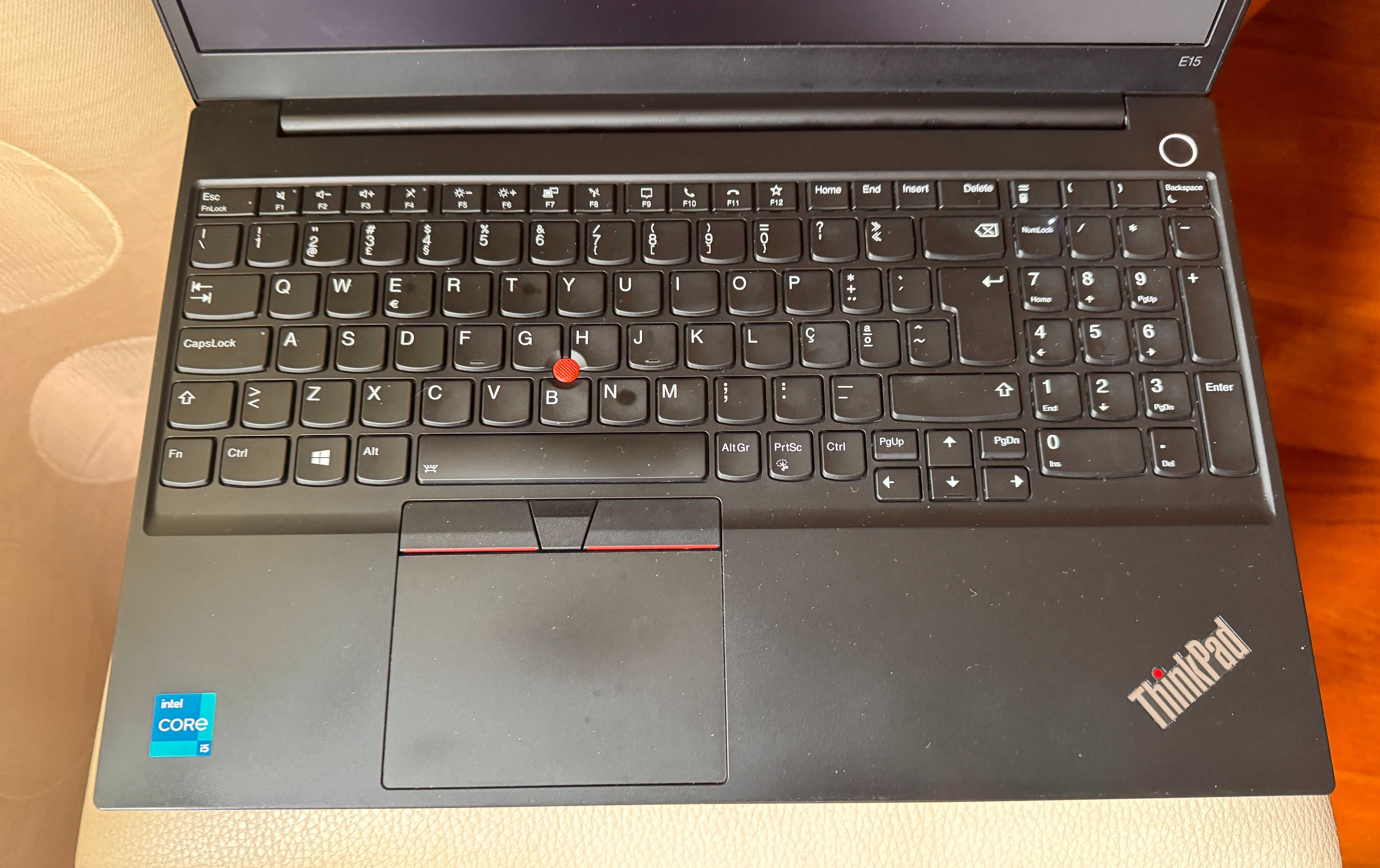 Lenovo ThinkPad E15 Gen 2-15.6"FullHD/1135G7/16Gb Ram/2 Discos SSD