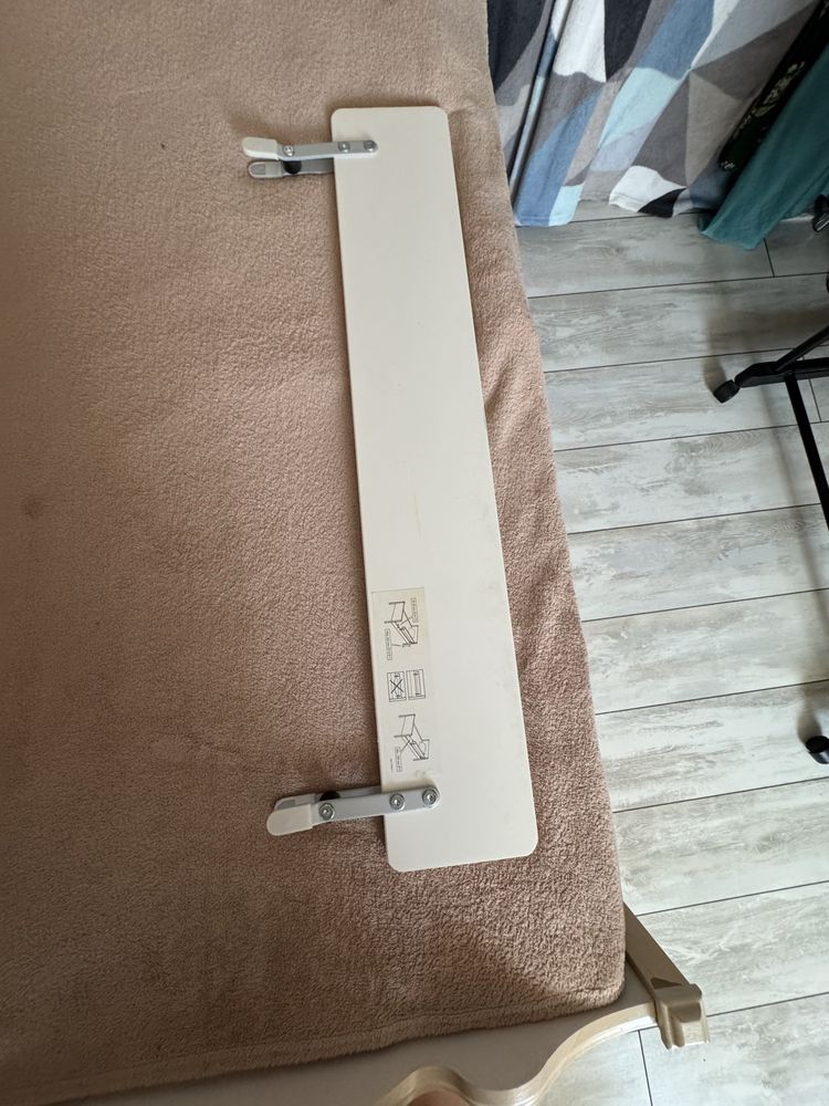 Захисна планка для ліжка Ikea