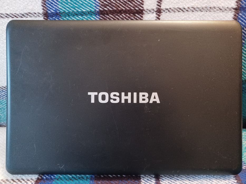 Laptop TOSHIBA C660-1M4