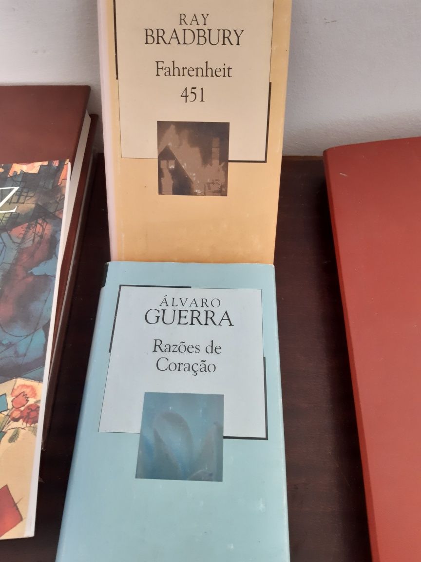 Varios livros de colecção e 2 livros novos de História de Portugal