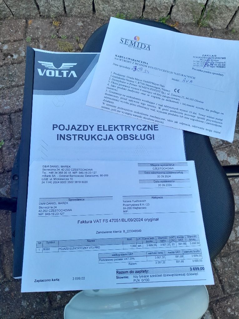 Hulajnoga. Pojazd elektryczny typu hulajnogę. Nowy. Trajka. 3- kołowy.