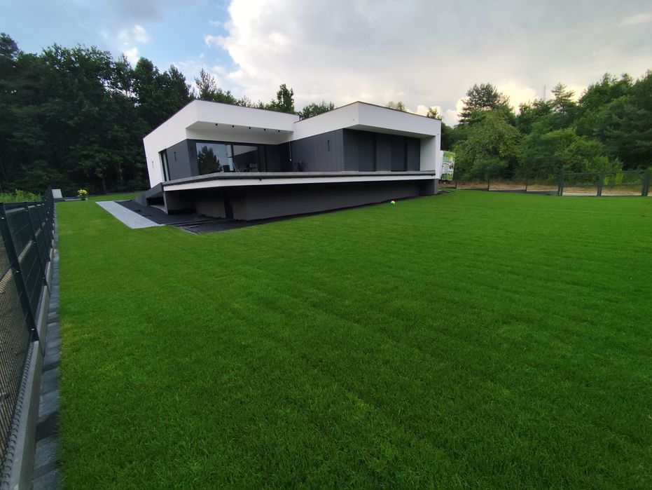 Zakładanie Trawnika Ogrodów Automatycznie Nawodnienie Glebogryzarka