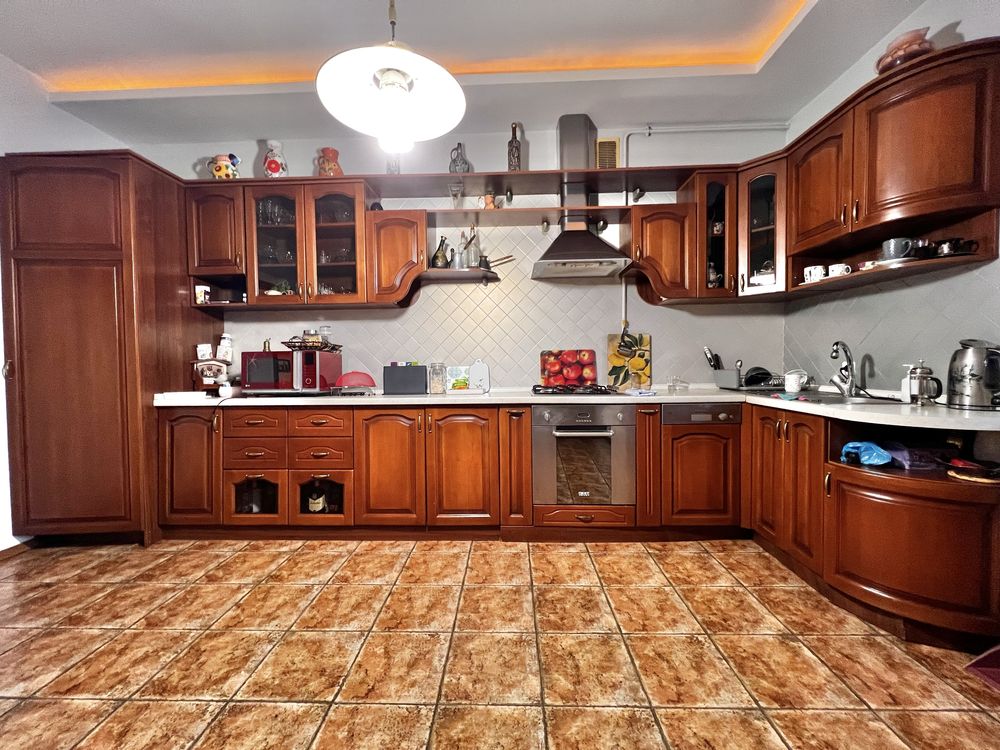 Продаю роскошный дом с видом на море в г. Черноморск.