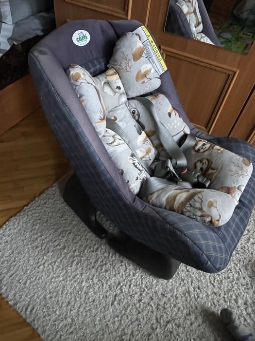 Автокрісло 9-18 кг