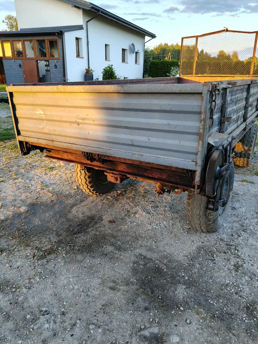 Rozrzutnik obornika Agromet N213/7-4