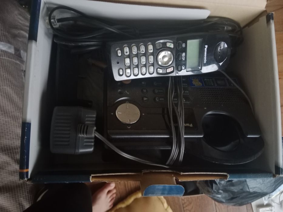 Цифровий бездротовий телефон Panasonic