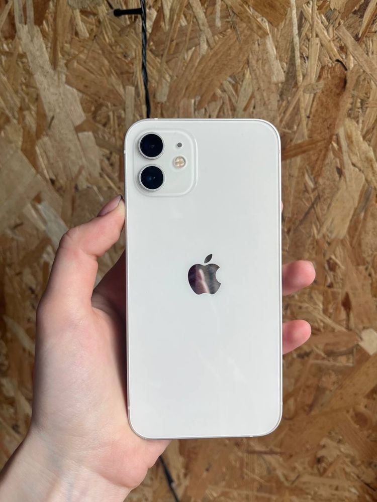 iPhone 12 (128 гб) Neverlock