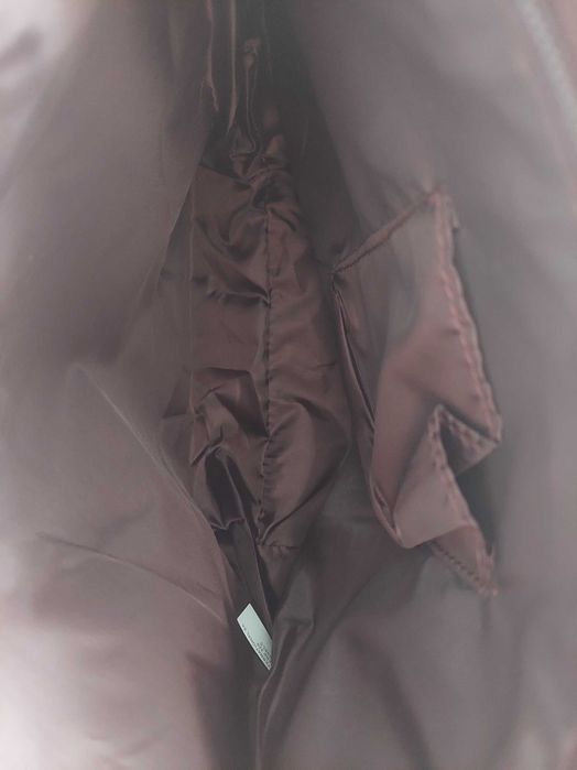 Сумка через плечо вишнёвого цвета