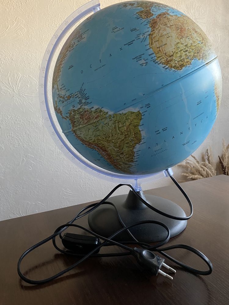 Lampka globus świecąca nowa