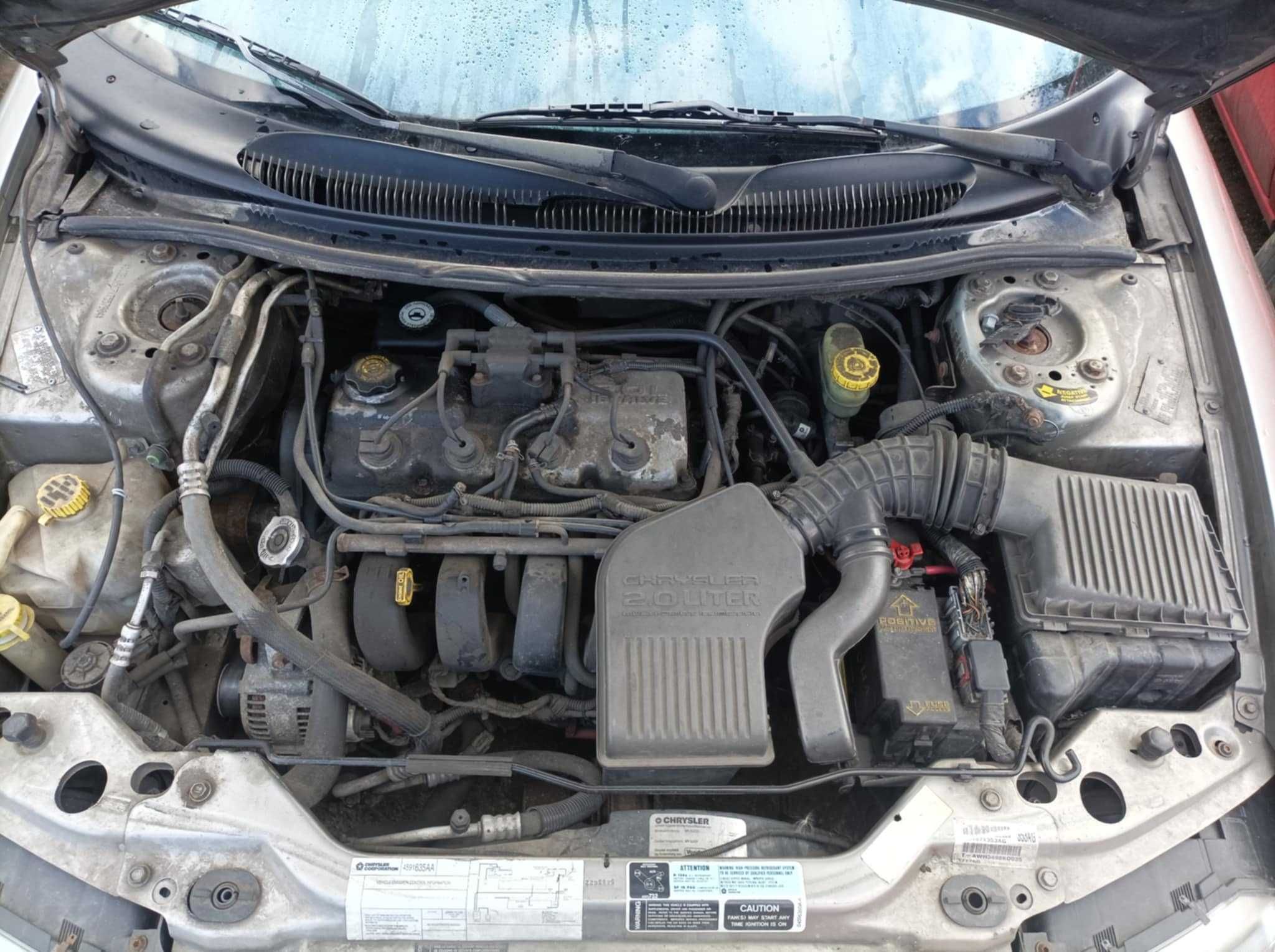 Chrystler Stratus 2.0 b na części