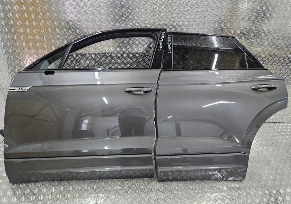 Touareg 3 туарег таурег CR Дверь передняя задняя левая правая в цвет