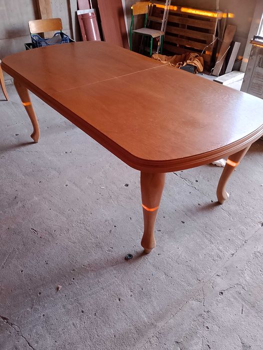 Stół rozkładany 200/300 5 krzeseł