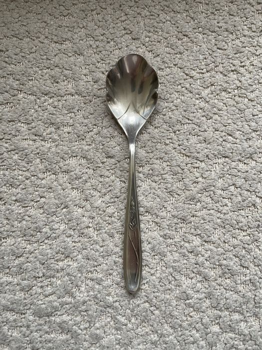 Hefra łyżeczka do cukru wzór angielski muszelka posrebrzana fraget