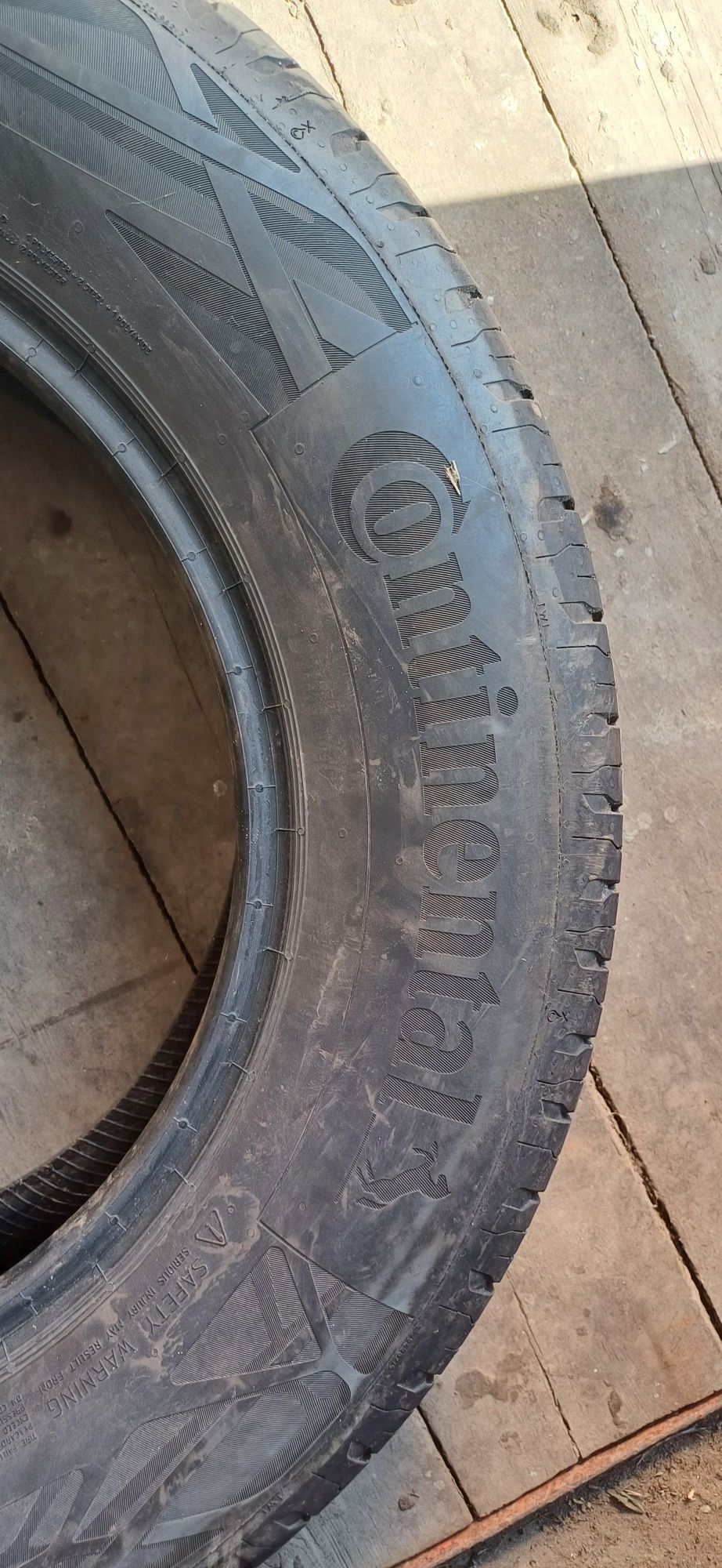 Резина  б/у 215/65 R 16