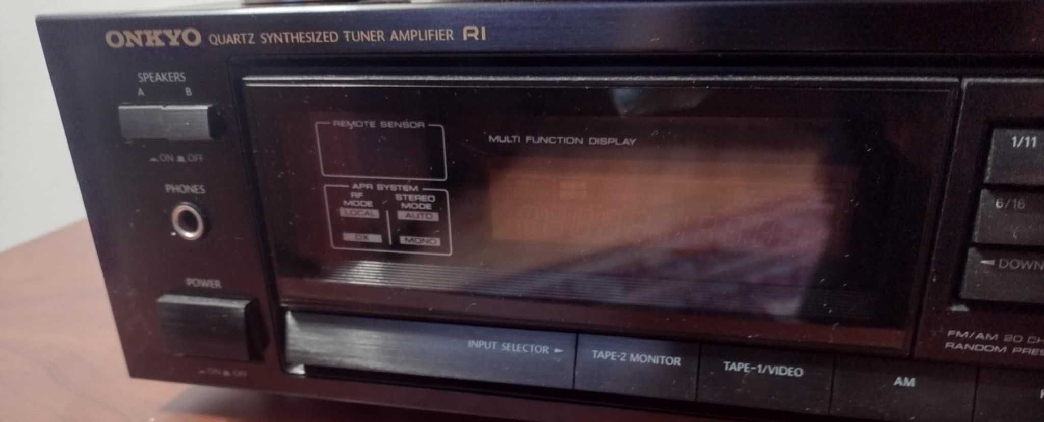 Amplituner ONKYO TX-7020 + pilot