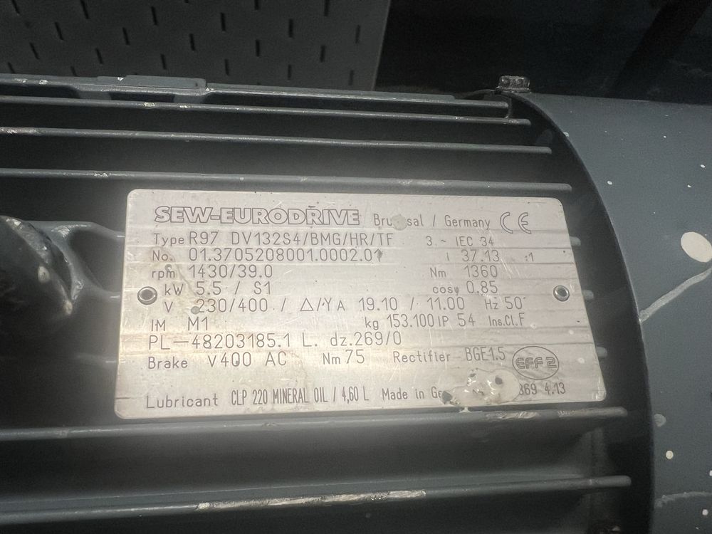 Motoreduktor sew 5.5 kw  39 obr
