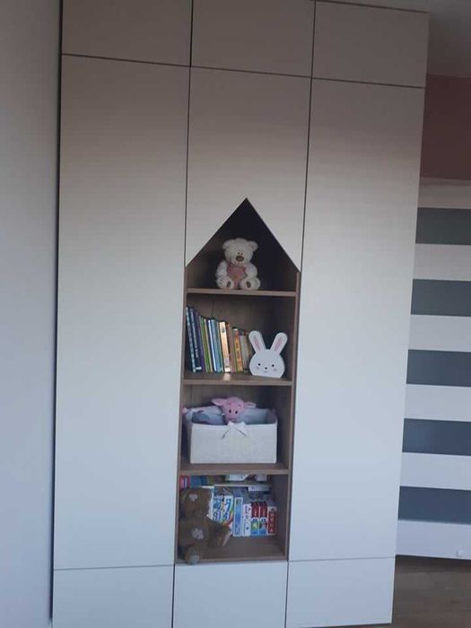 Szafa dziecieca biala