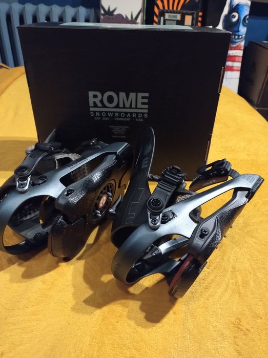 Przepiękne Wiązania Snowboardowe Rome Cleaver M/L Klasa Premium