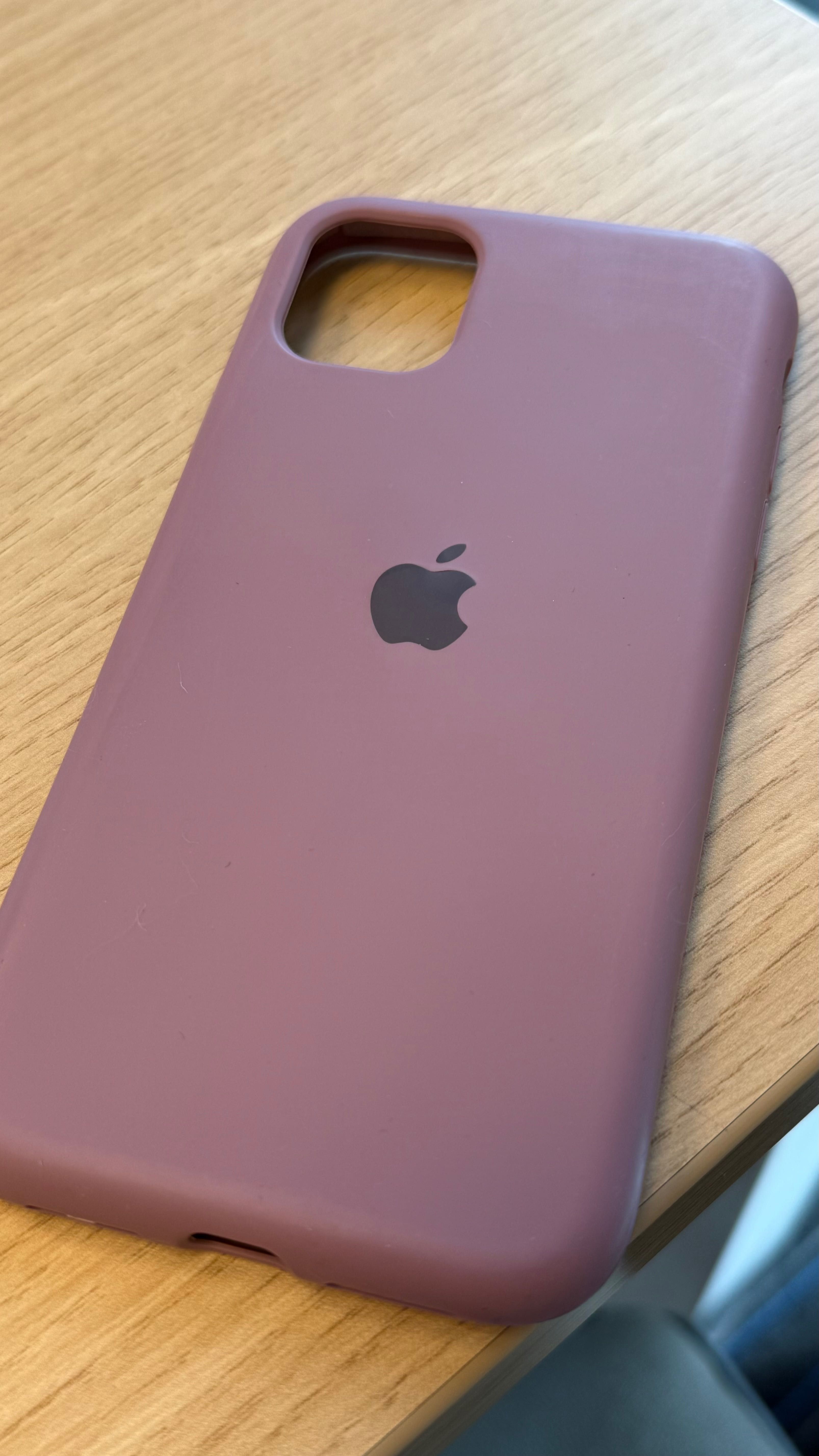 Etui iPhone 11 / XR Apple fioletowe