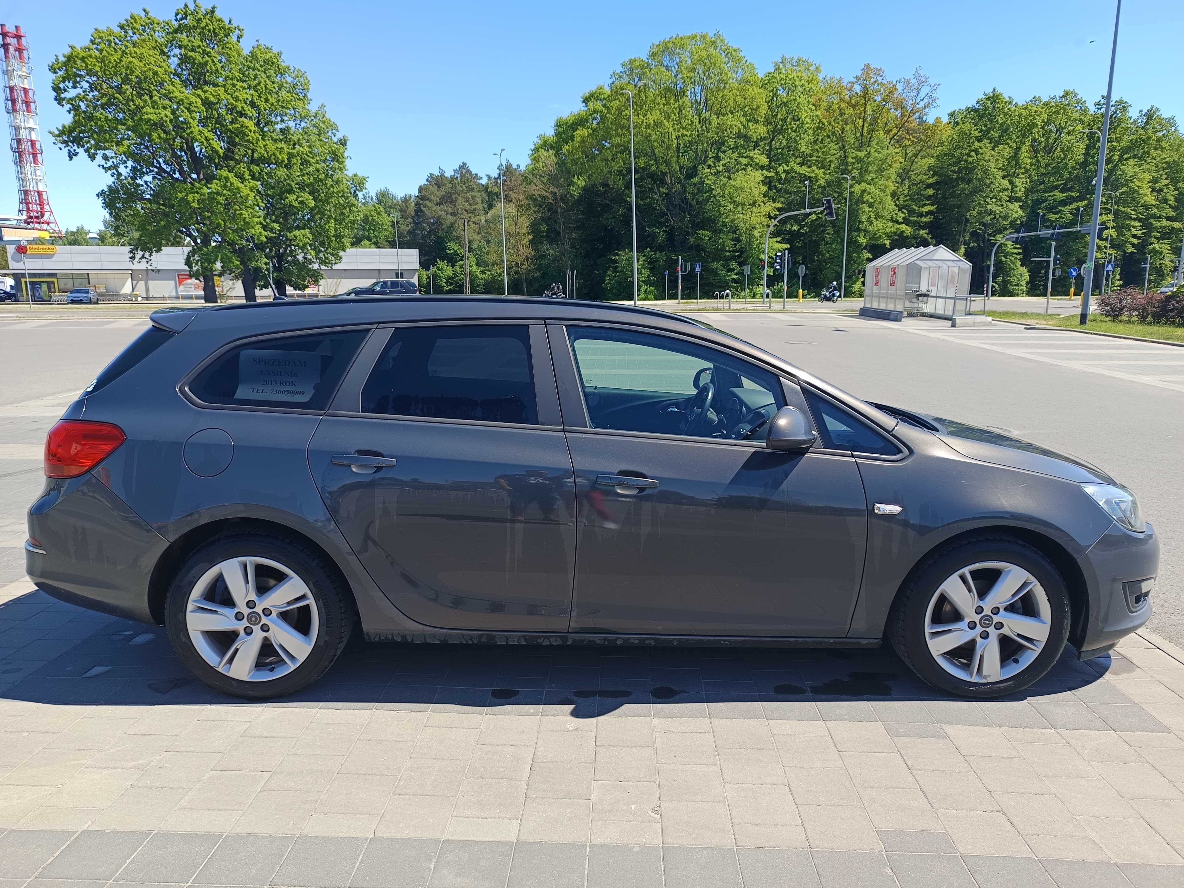 Opel Astra J Sports Tourer