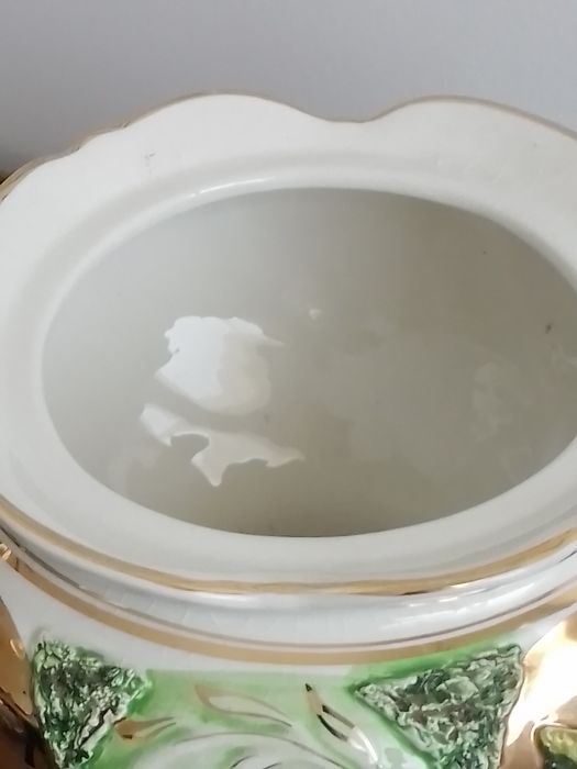 Antiguidade Boleira vintage "Pereiras Valado". Muito antigo.