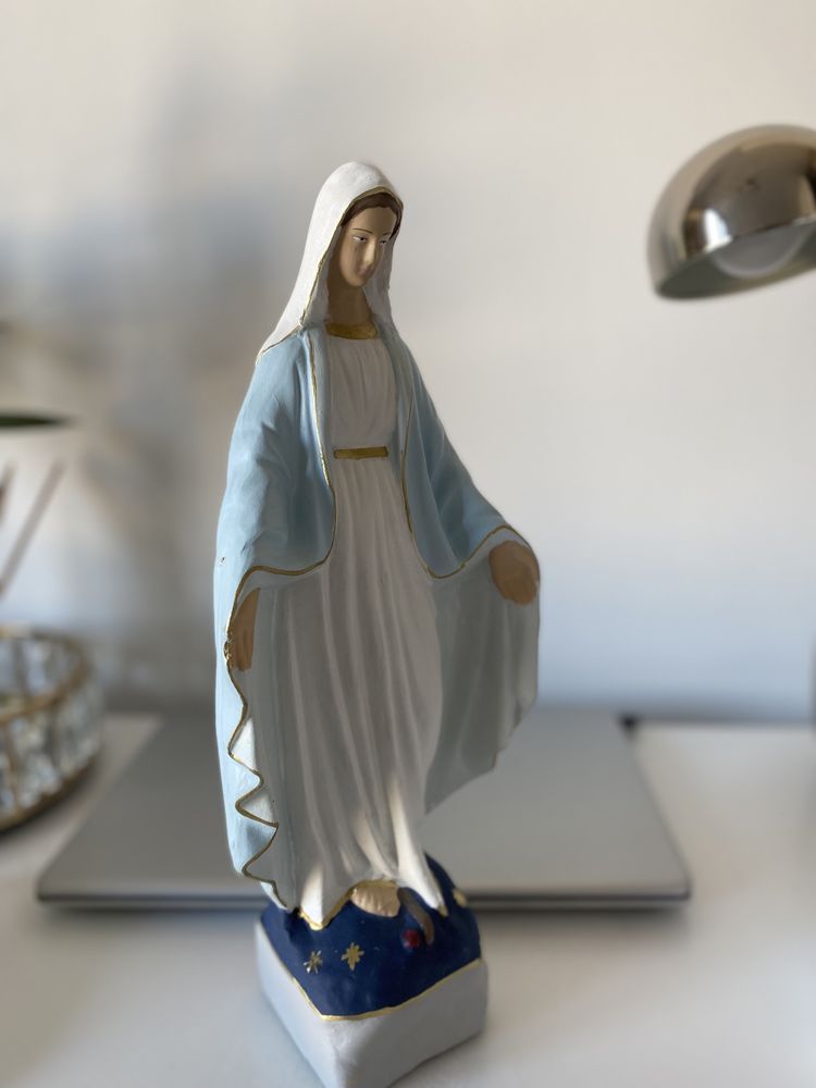 Renowacja Figurek sakralnych , renowacja matki boskiej