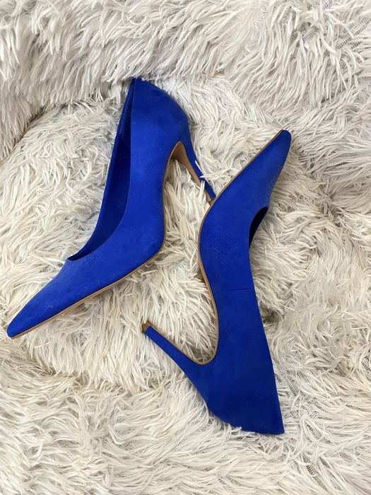 Sapatos Stradivarius novos