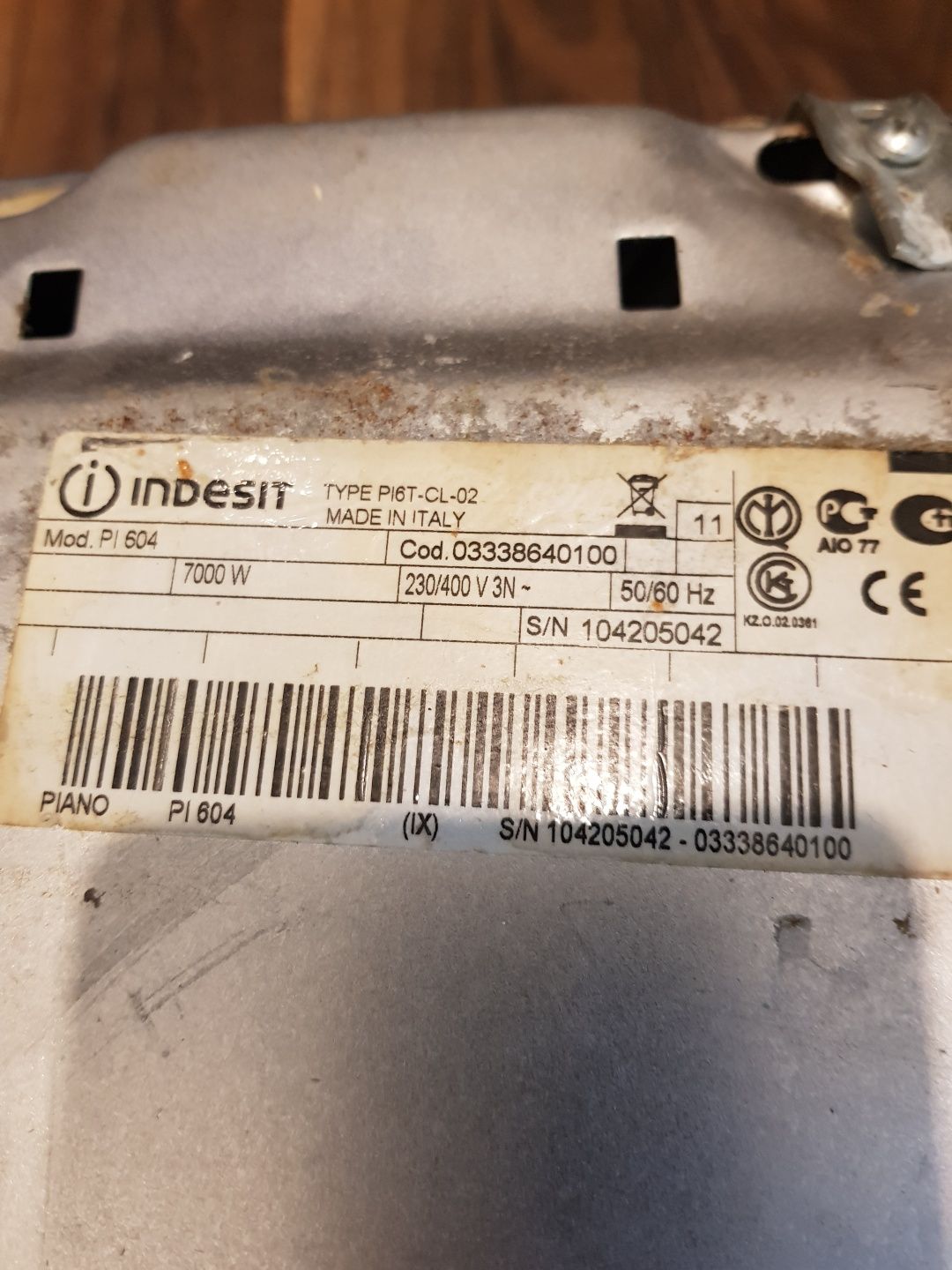 Электрическая поверхность INDESIT PI 604