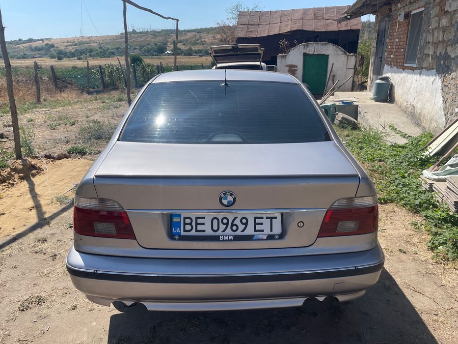 BMW 520l в кузове е39 можливий обмін на трактор