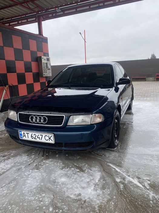 Продам Audi A4 B5 1.6
